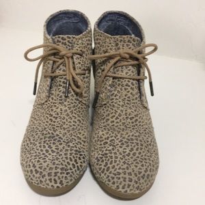 Toms Wedge Desert Bootie